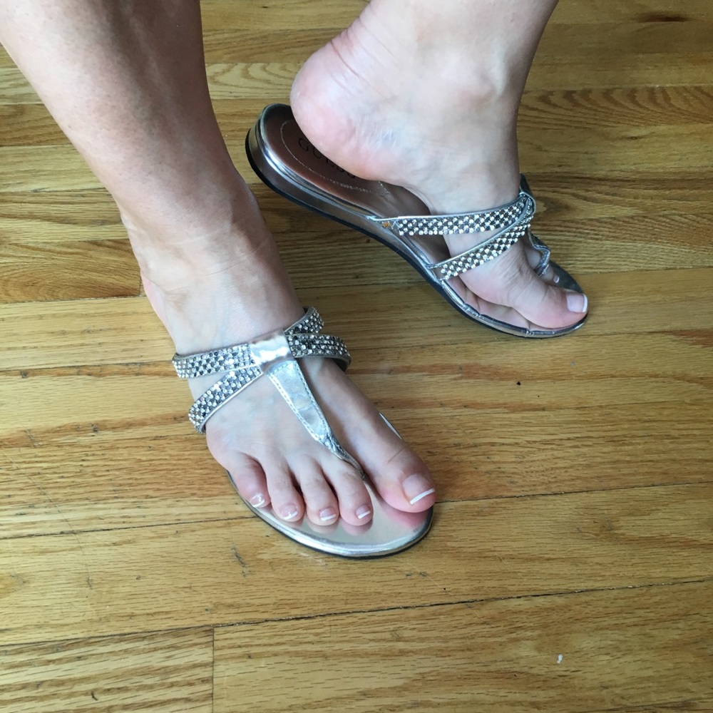 GUESS Sandals - Picture 2 of 5